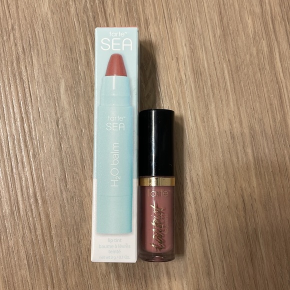 🆕 New! Lot of 10 Lip Gloss/Color 💄 | NYX, Tarte, Revlon, Covergirl, Ulta, + - Picture 6 of 10